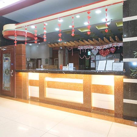 Reddoorz At Winter Hotel Araneta Ciudad Quezon Exterior foto